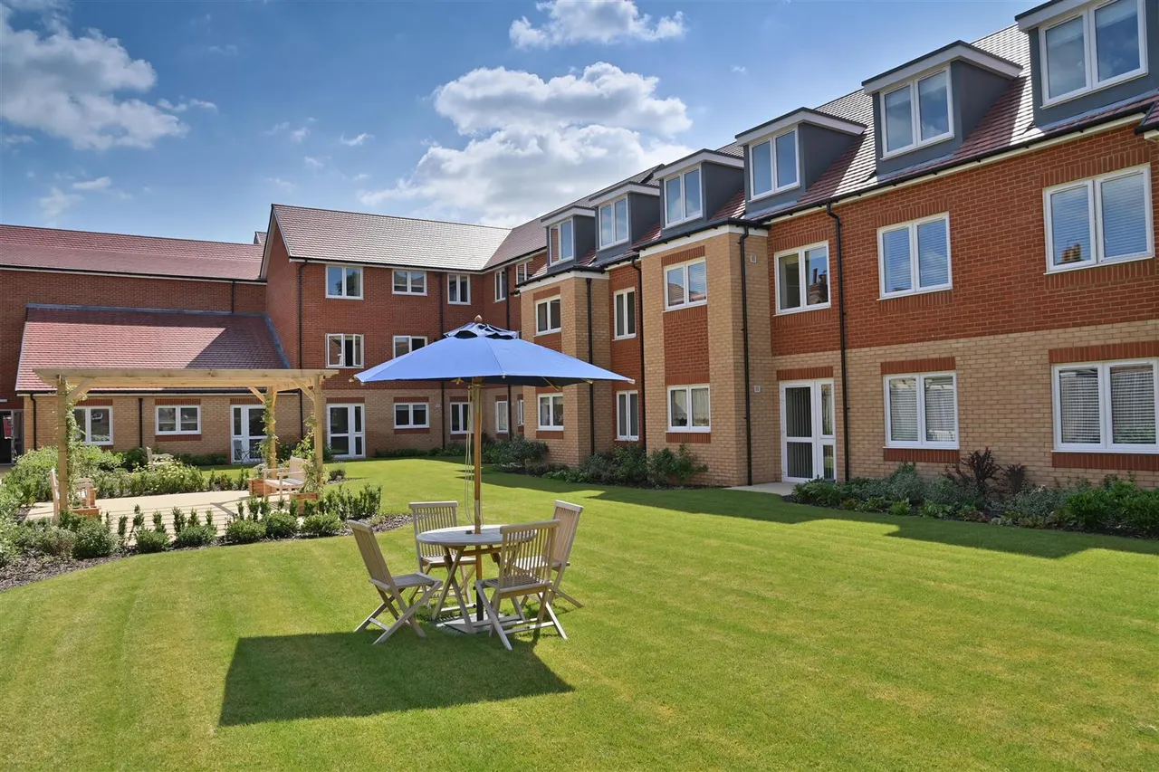 1 bed flat to rent, Ock Street, Abingdon, OX14