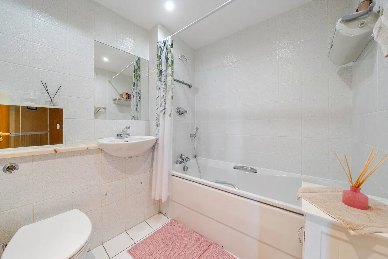 Manbre Road, London, W6, photo 10