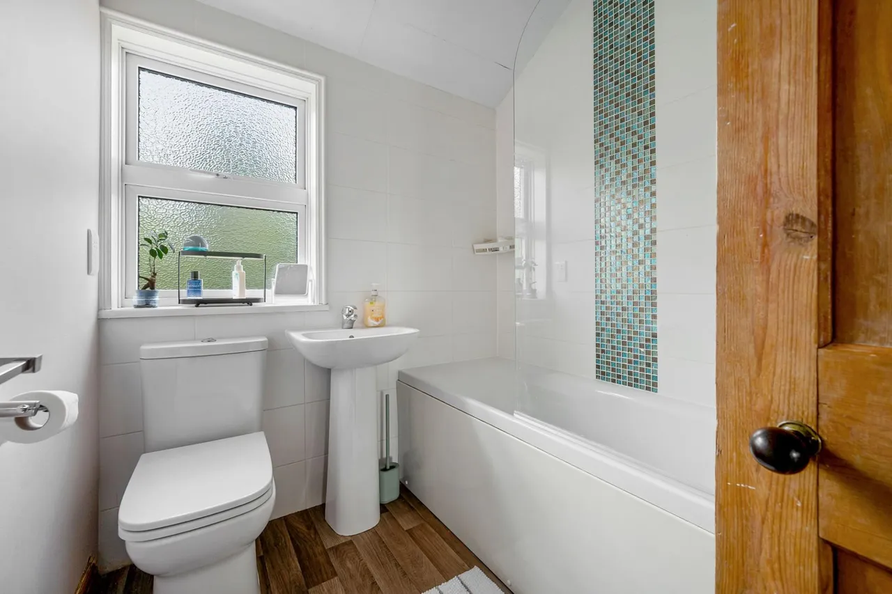 Kings Road, Oakham, LE15, photo 9