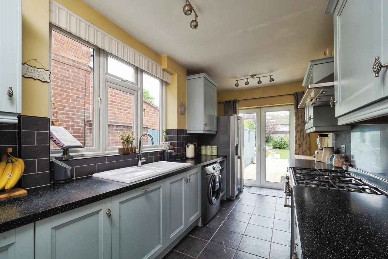 Hollinwell Avenue, Wollaton, Nottingham, NG8, photo 5