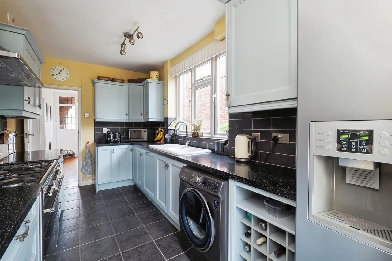 Hollinwell Avenue, Wollaton, Nottingham, NG8, photo 7