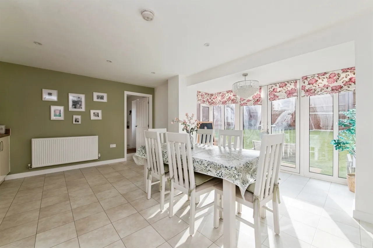 Trott Close, Cullompton, photo 3