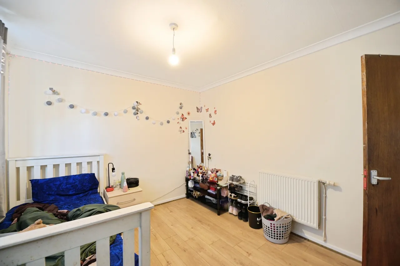 The Clarksons, Barking, IG11, photo 8