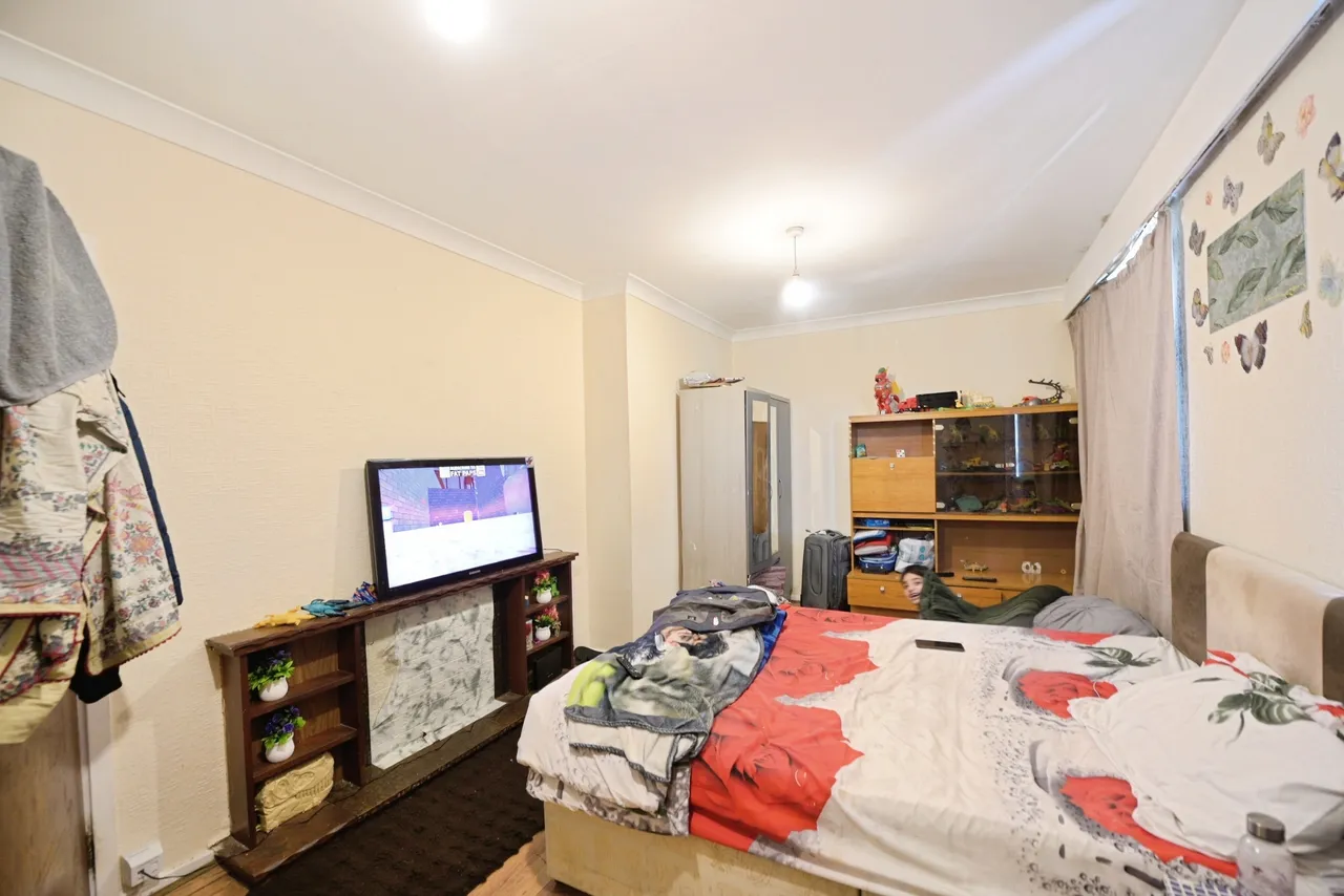 The Clarksons, Barking, IG11, photo 6