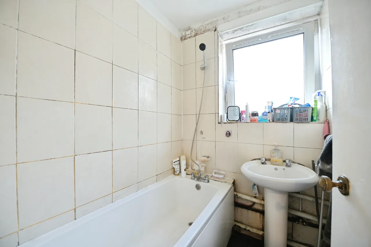 The Clarksons, Barking, IG11, photo 16