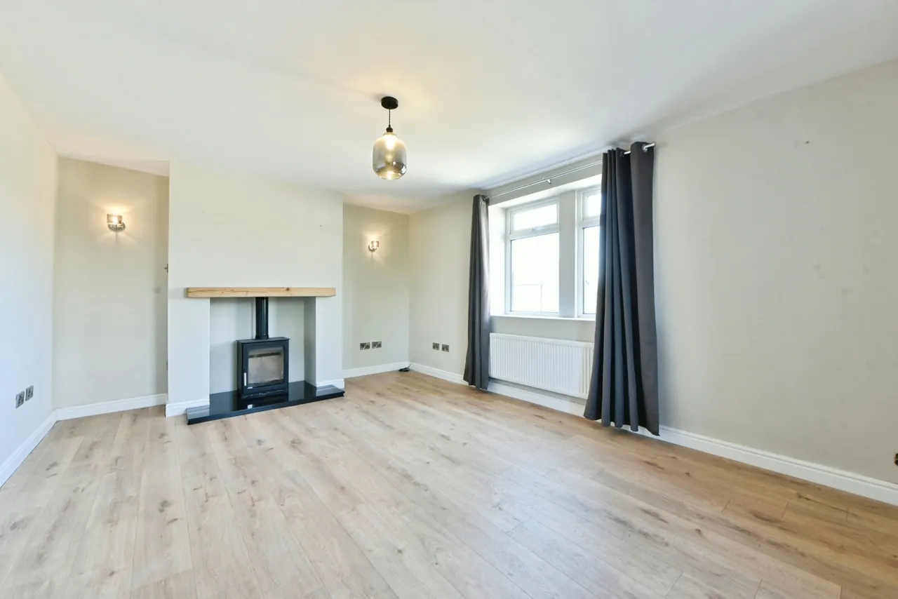 Anchor Avenue, Chapel-en-le-Frith, High Peak, Derbyshire, SK23, photo 2