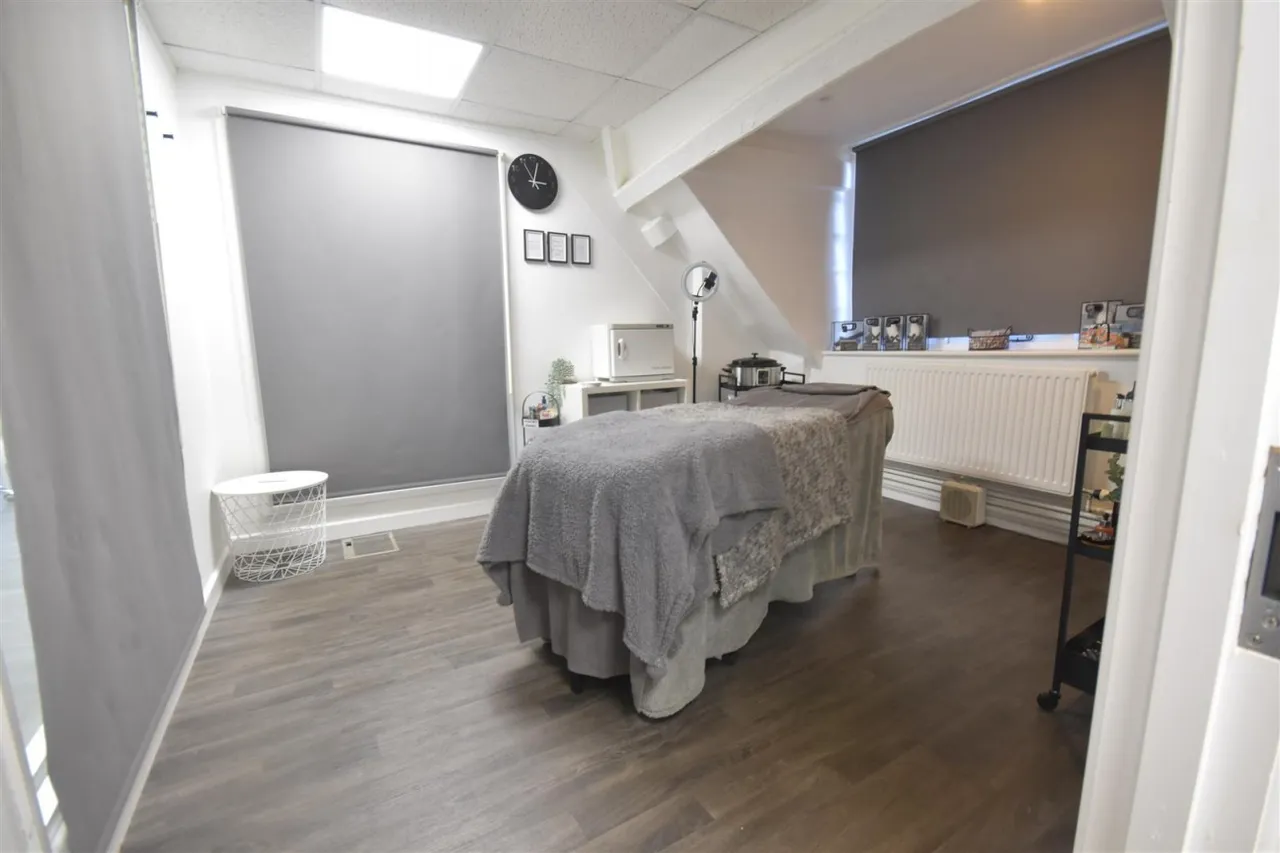 Long Street, Dursley, GL11, photo 11