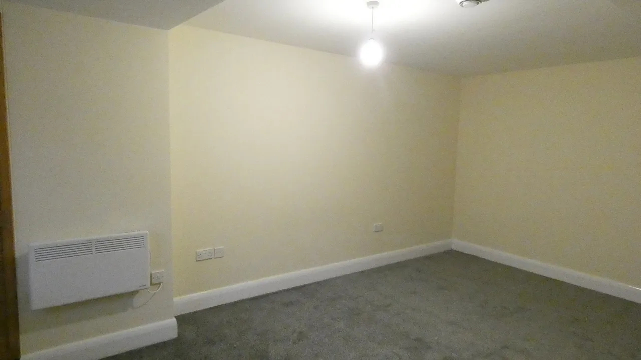 Haymills Court Hanger Green, Ealing, London, W5 3EW, photo 7