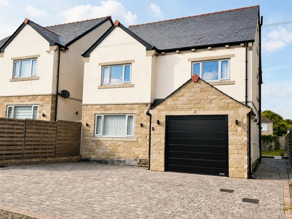 5 bed house to rent, Westfield Lane