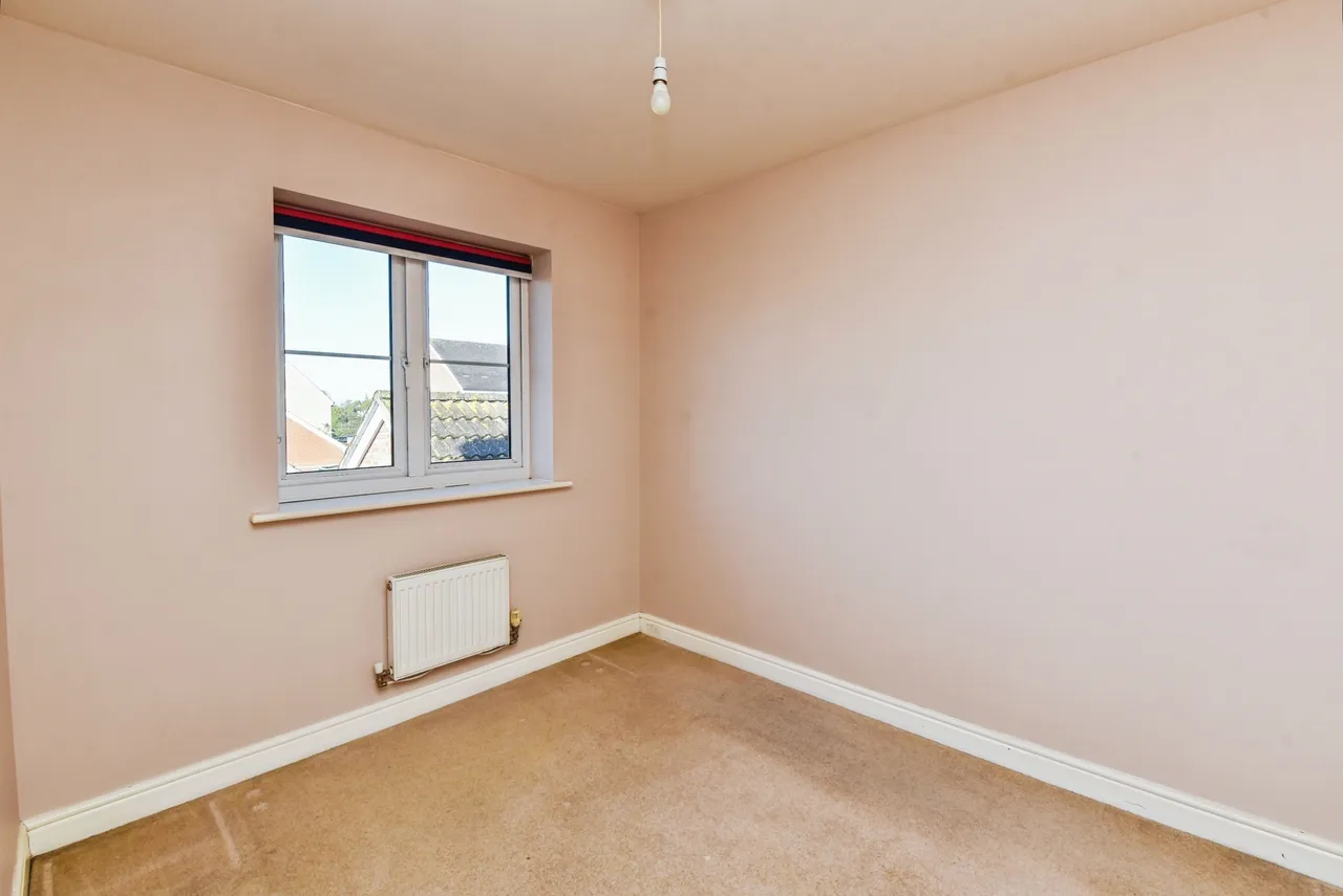 Skylark Road, Melksham, SN12, photo 14