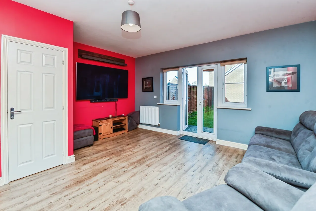 Skylark Road, Melksham, SN12, photo 6