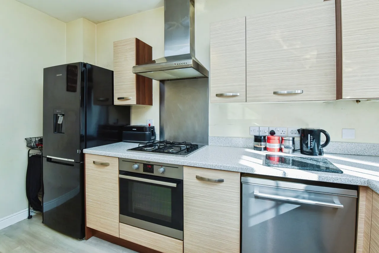 Skylark Road, Melksham, SN12, photo 8