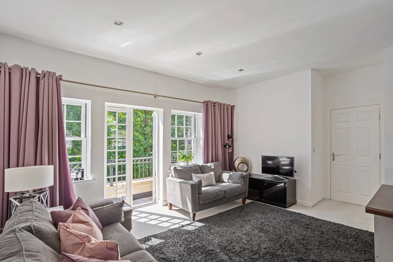 3 bed property for sale — Dennison Street, York, YO31 8YX