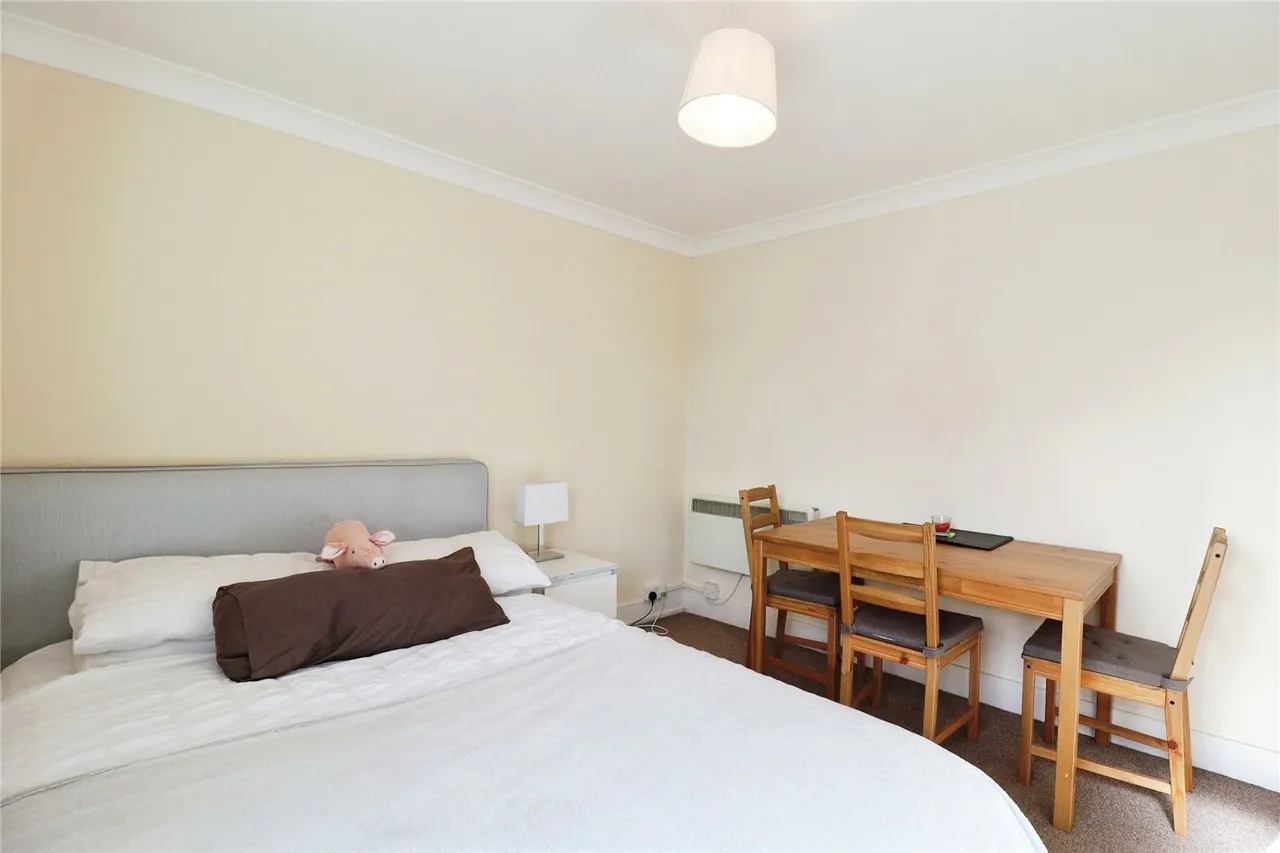 New Street, Newport, PO30, photo 8