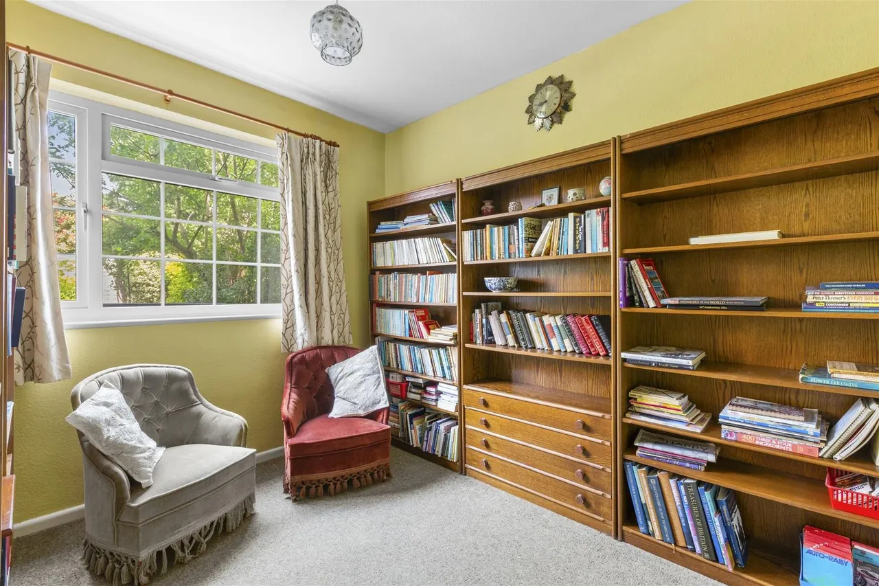 Wellfield, Hazlemere, HP15, photo 6
