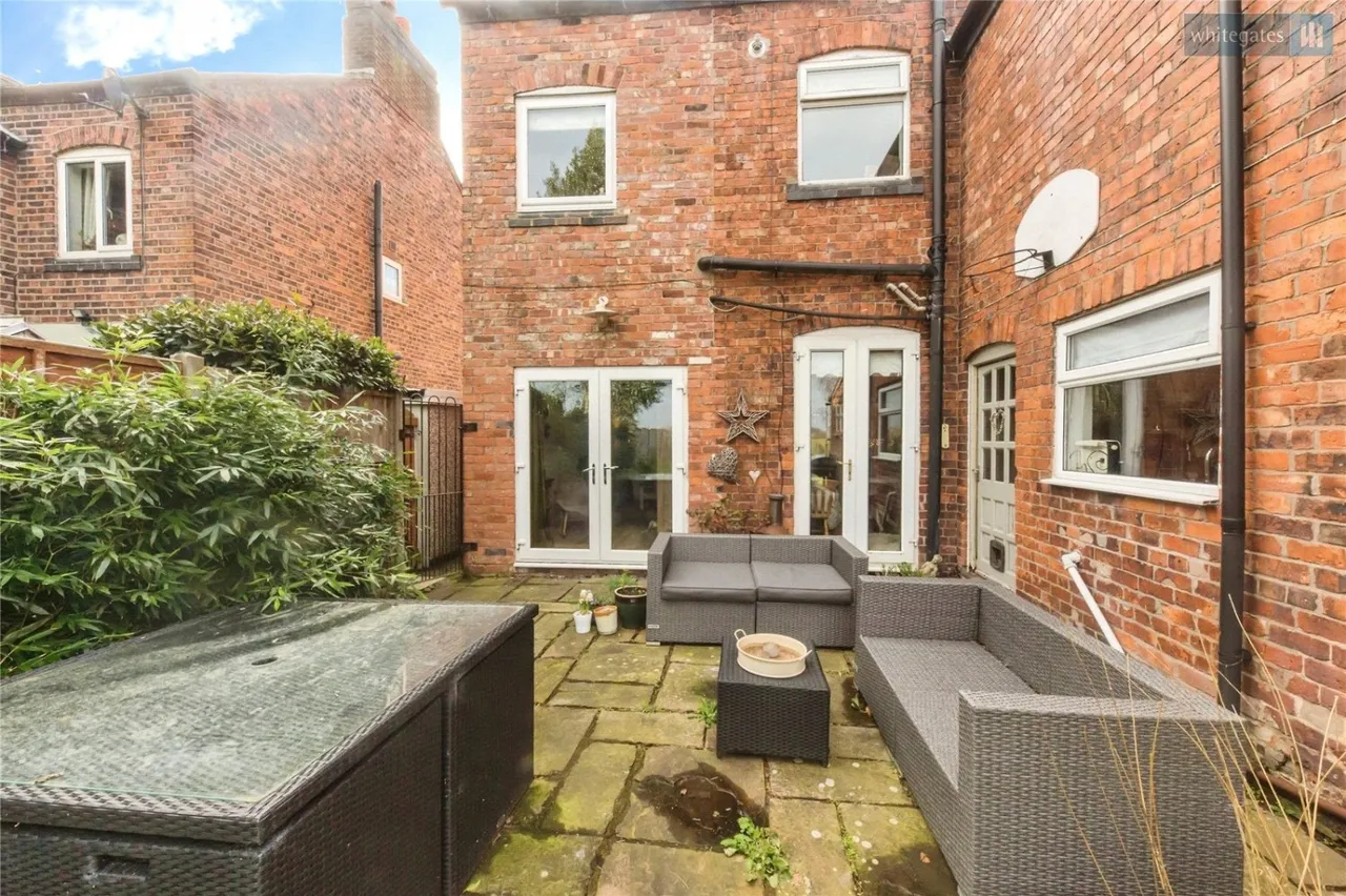 Holly Mount, Shavington, CW2, photo 25
