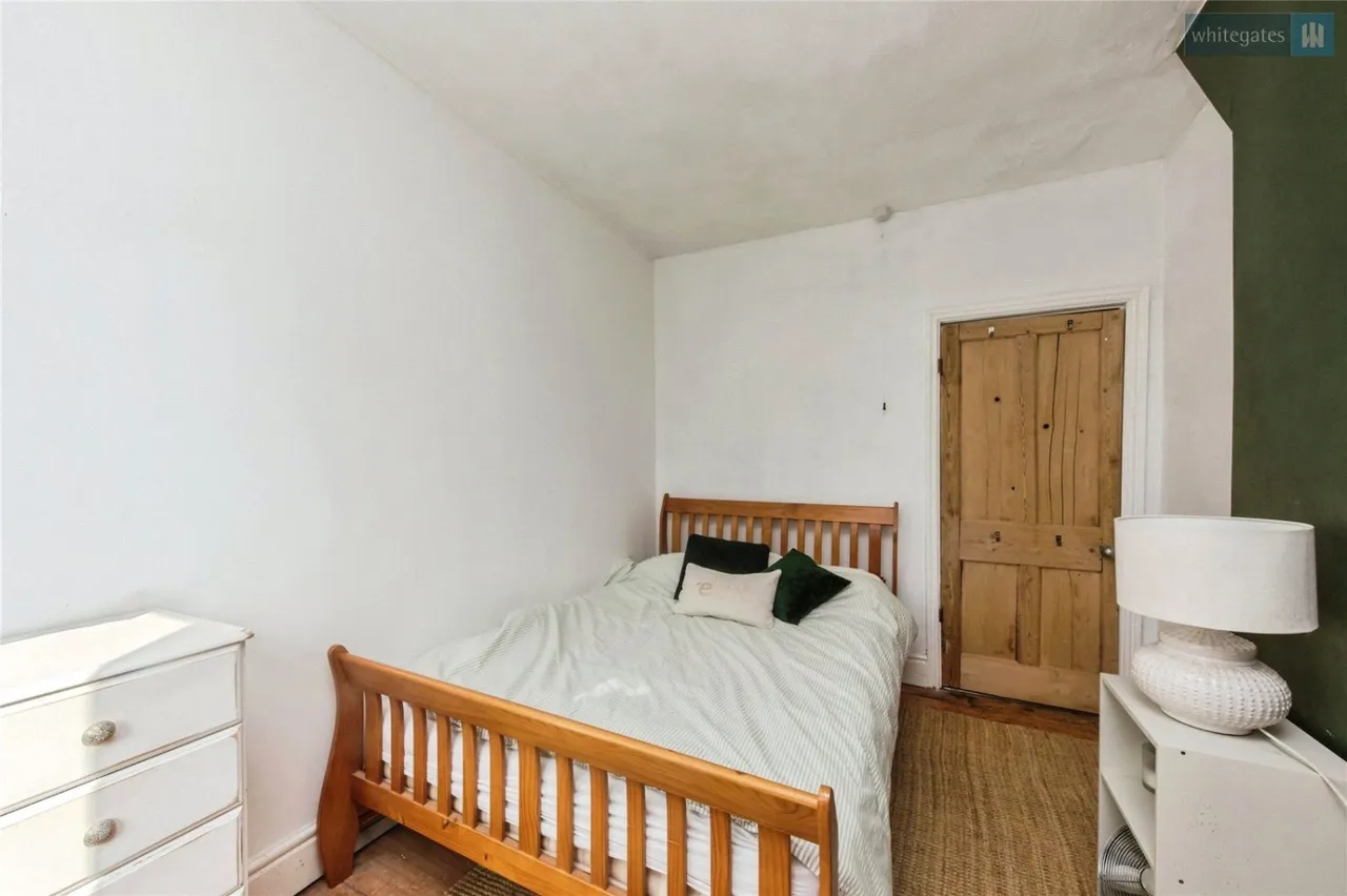 Holly Mount, Shavington, CW2, photo 18