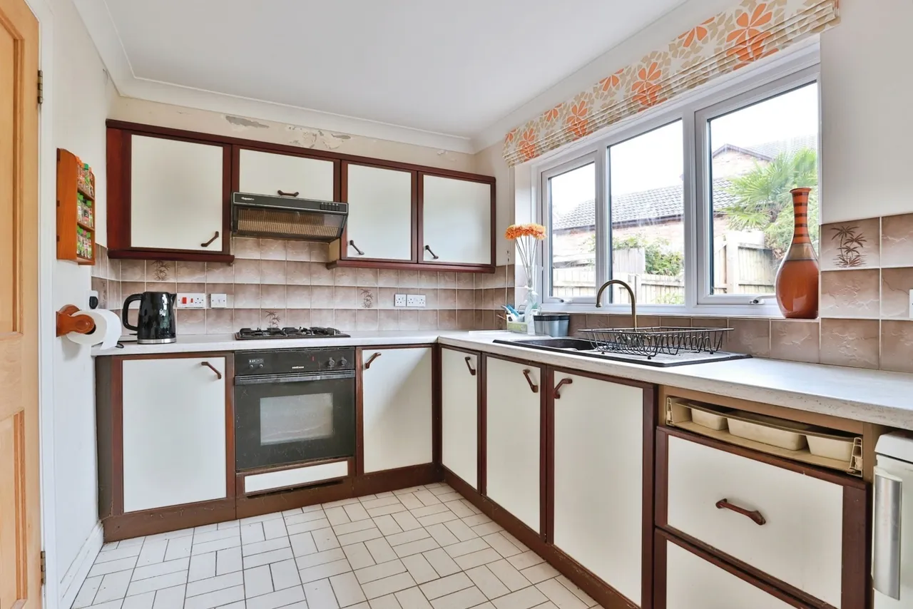 Sevenoaks Drive, Bournemouth, BH7, photo 6