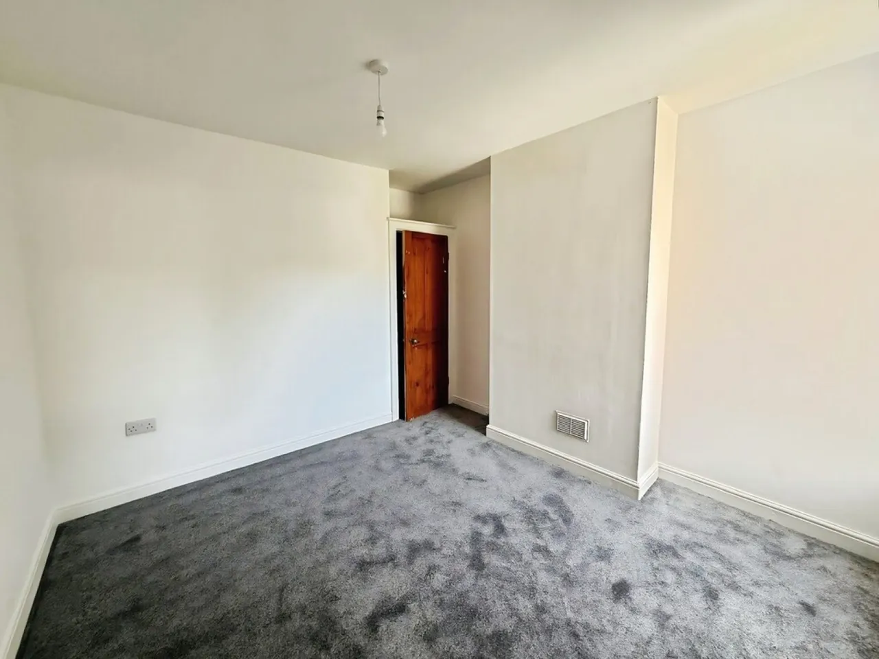 Ladybrook Lane, Mansfield, Nottinghamshire, photo 11