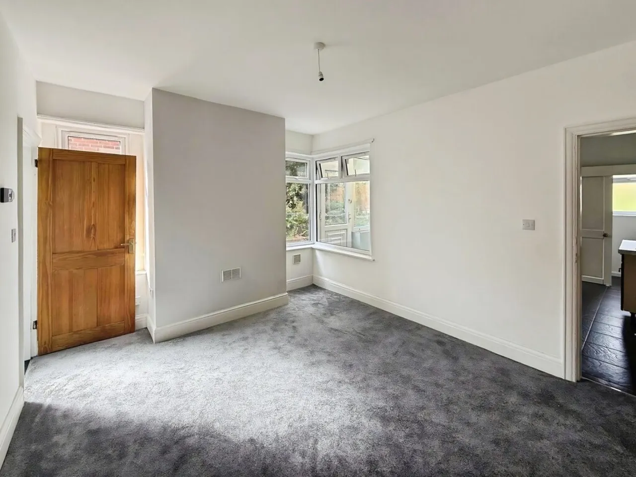Ladybrook Lane, Mansfield, Nottinghamshire, photo 4
