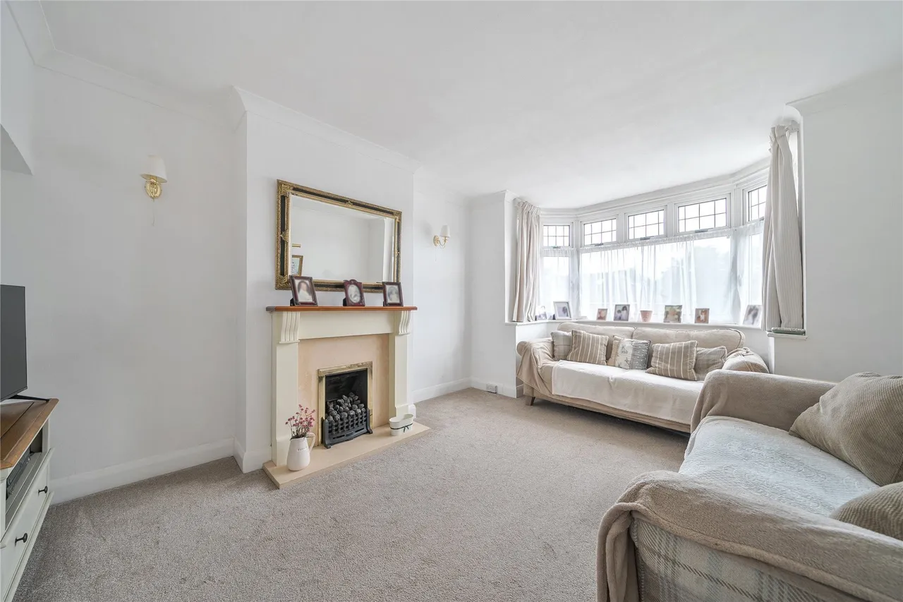 Tubbenden Lane, ORPINGTON, Kent, BR6, photo 3