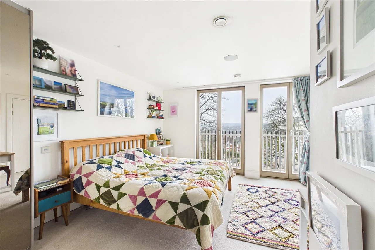 Thurlow Park Road, London, SE21, photo 5