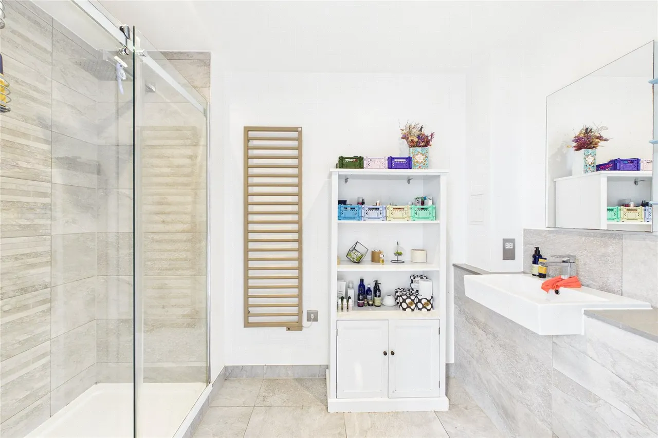 Thurlow Park Road, London, SE21, photo 8