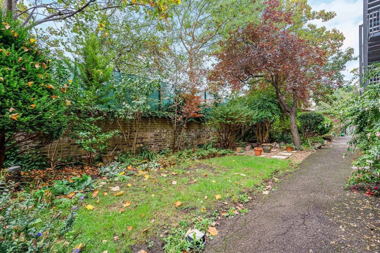 Kew Road, Richmond, TW9, photo 15