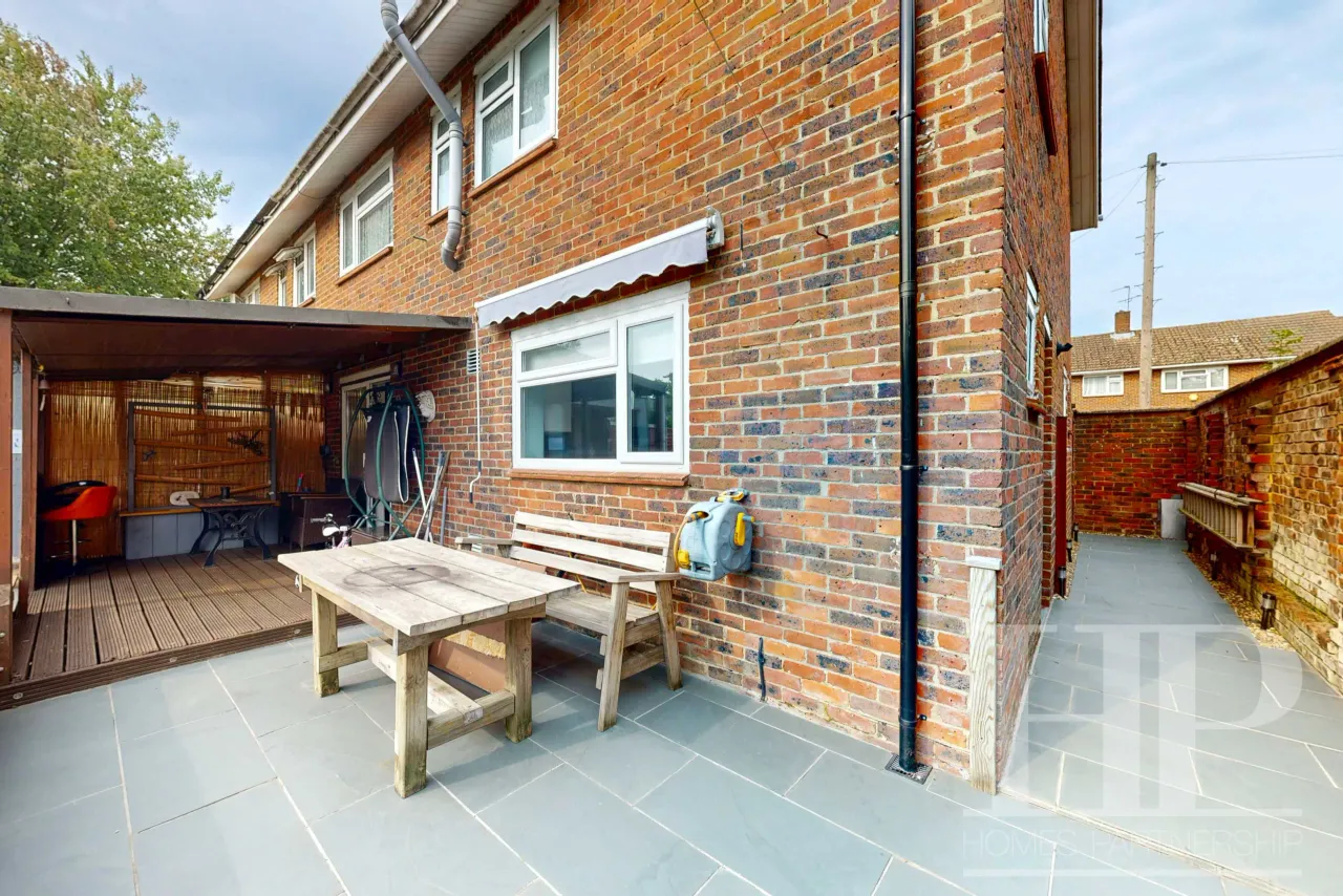 Martyrs Avenue, Crawley, RH11, photo 16