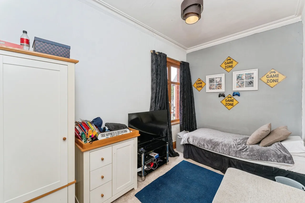 Highfield Park, Rhyl, LL18, photo 14