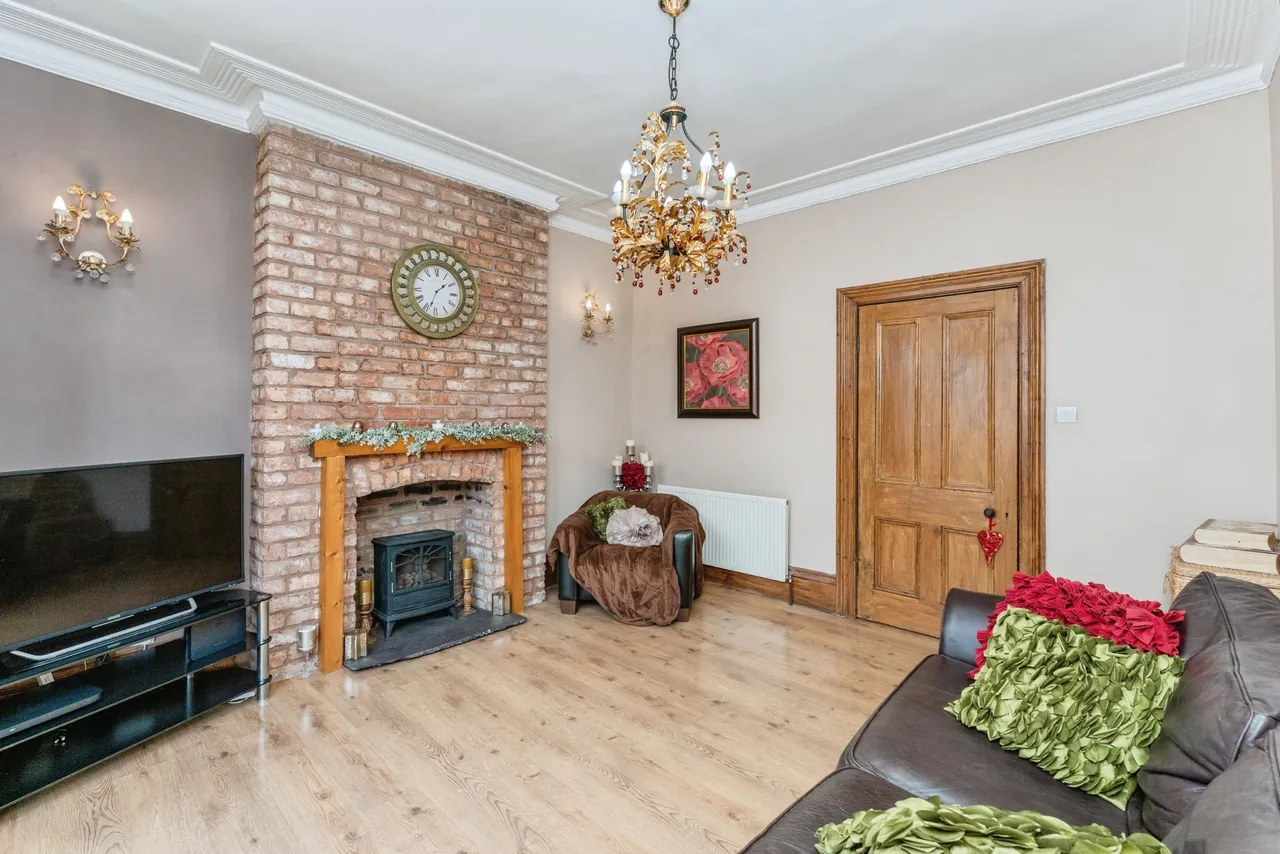 Highfield Park, Rhyl, LL18, photo 4