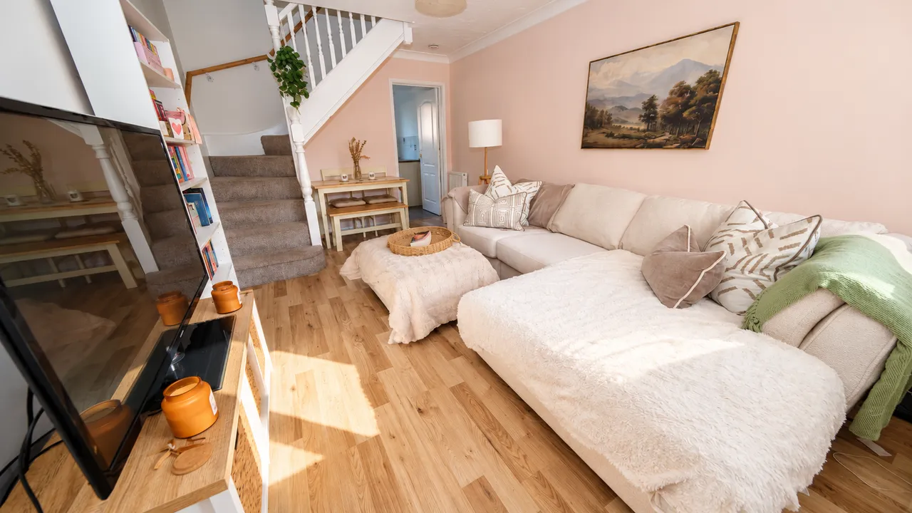 1 bed house to rent, Constance Close, CM8