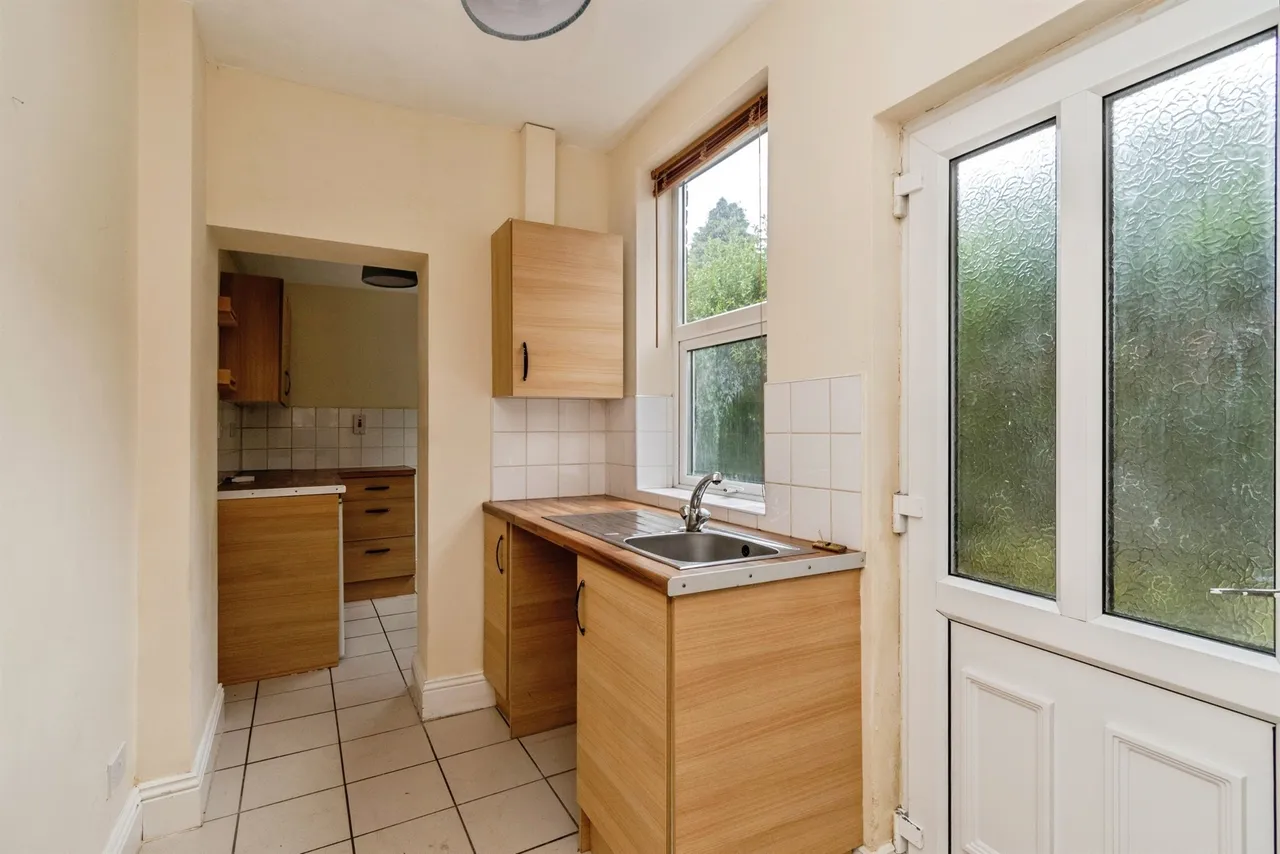 Chapel Street, Heath Hayes, WS12, photo 6