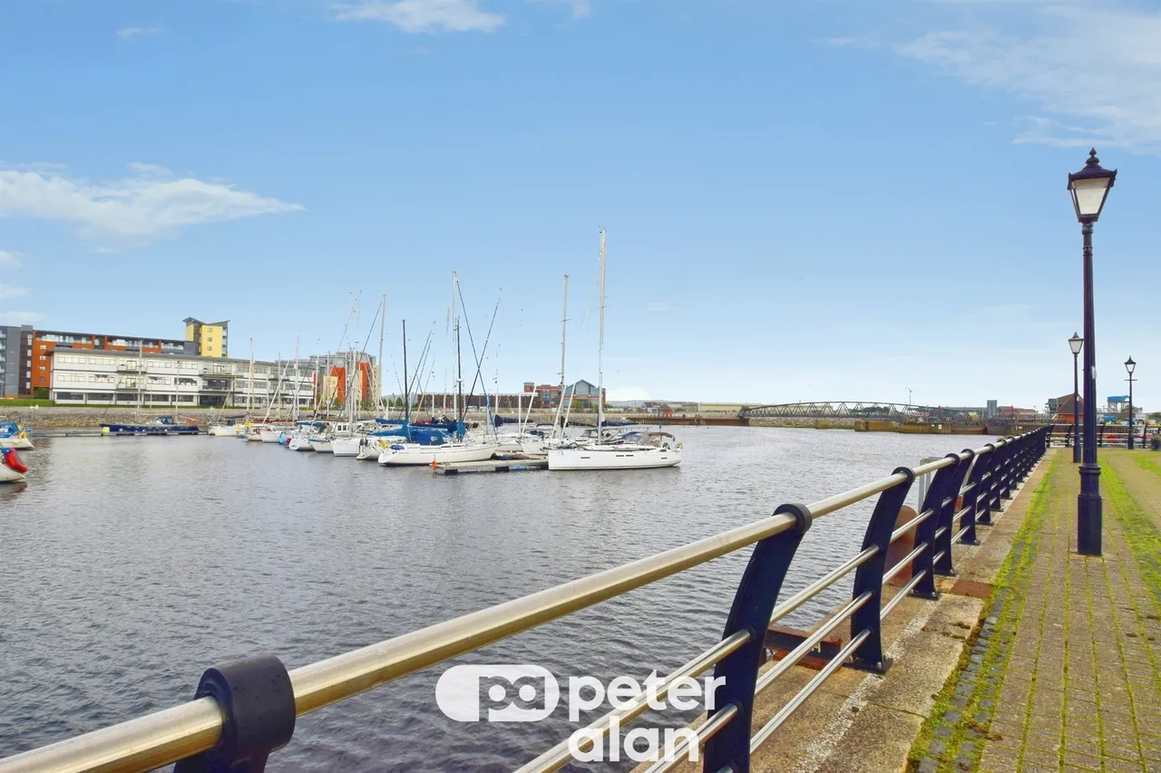 Pocketts Wharf Swansea, SA1, photo 16