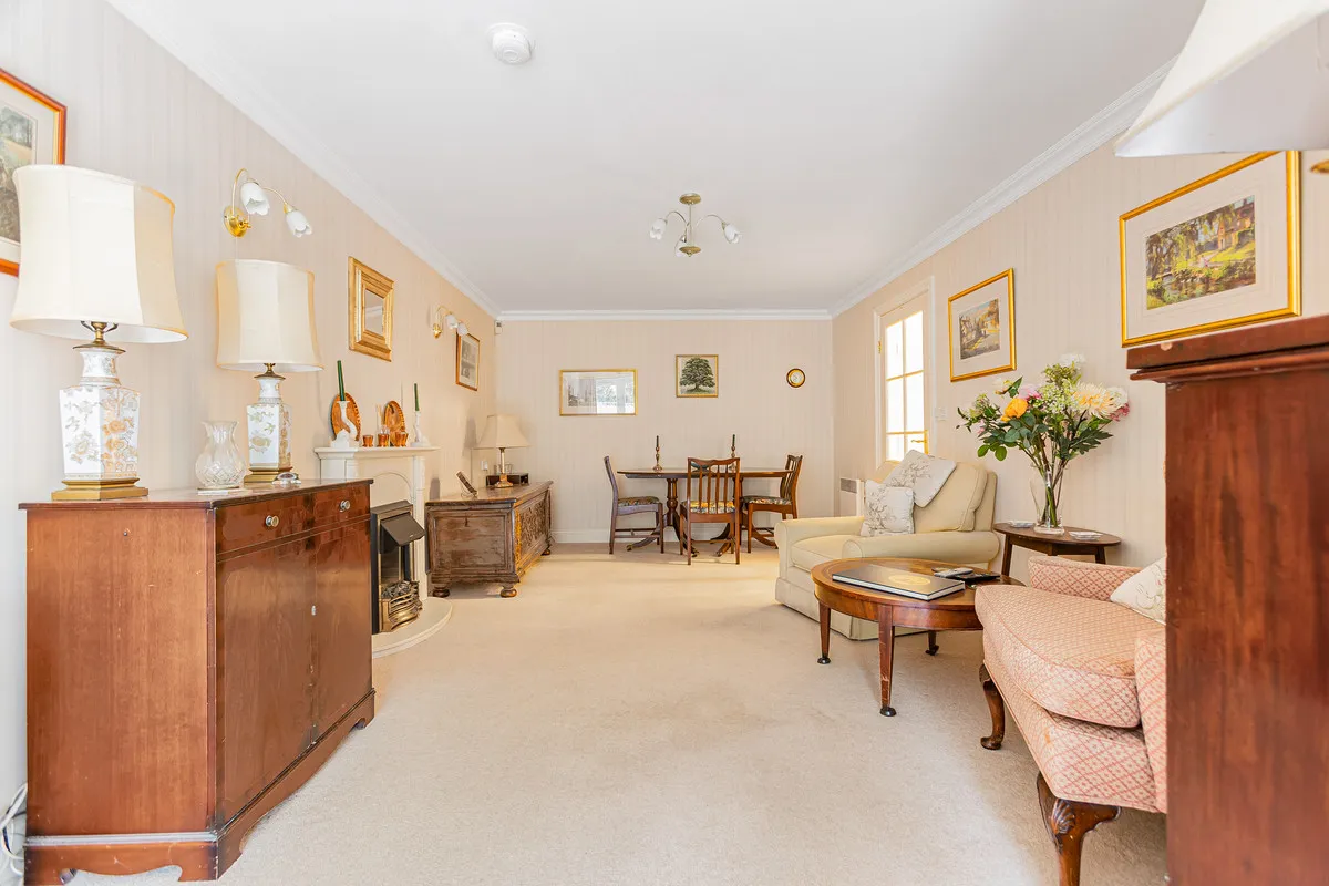 Pegasus Court, Wantage, photo 12