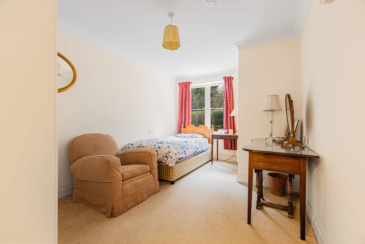 Pegasus Court, Wantage, photo 10