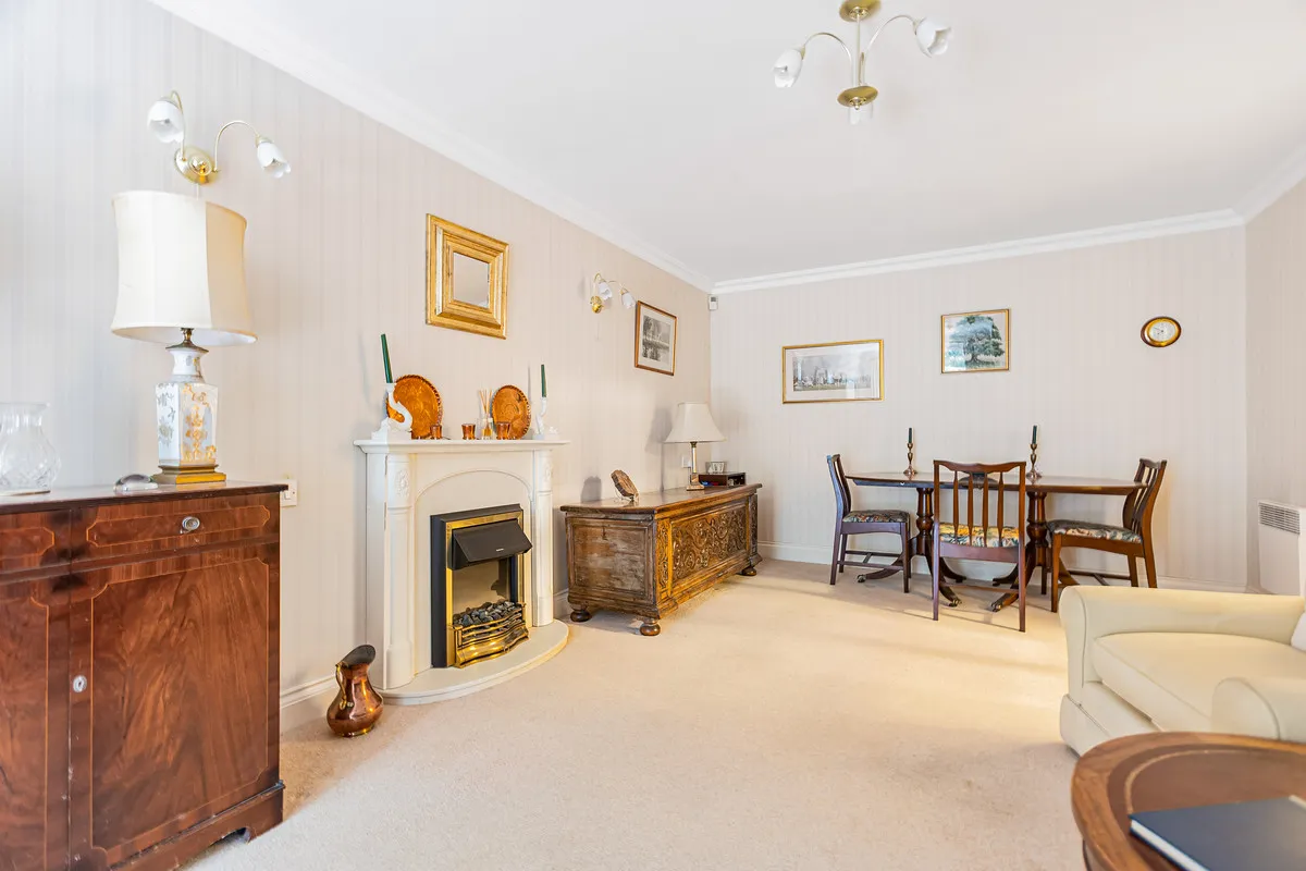 Pegasus Court, Wantage, photo 14