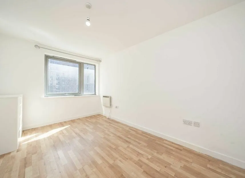 Victoria Road, Acton, W3, photo 3