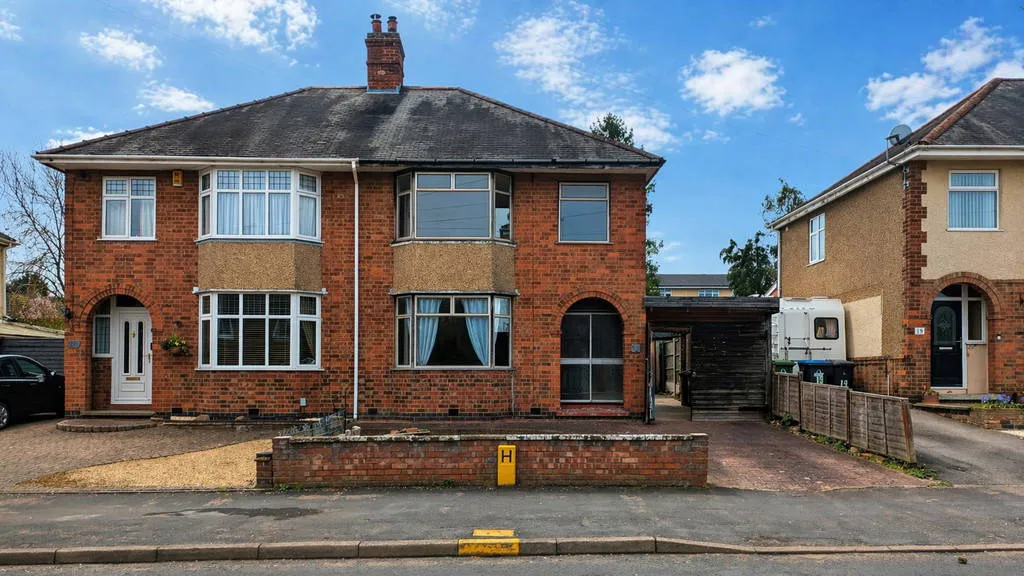 3 bed house for sale — Lytham Road, Rugby, CV22 7PA