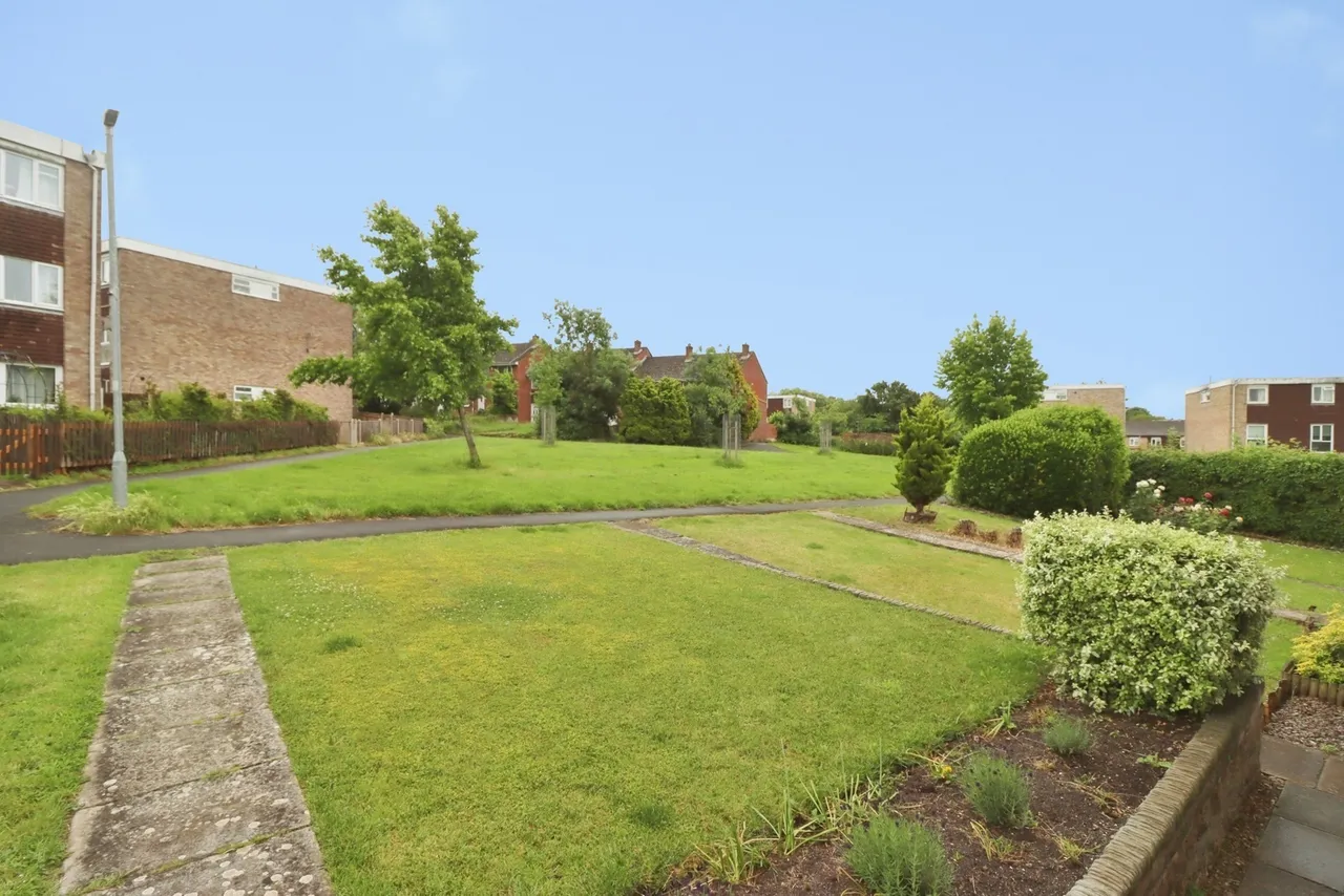 Chiltern Close, Warmley, Bristol, BS30, photo 18