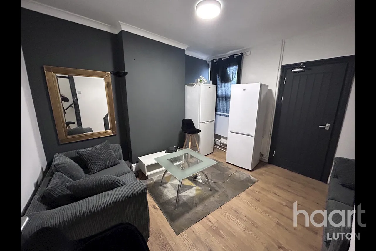 Dallow Road, Luton, LU1, photo 2