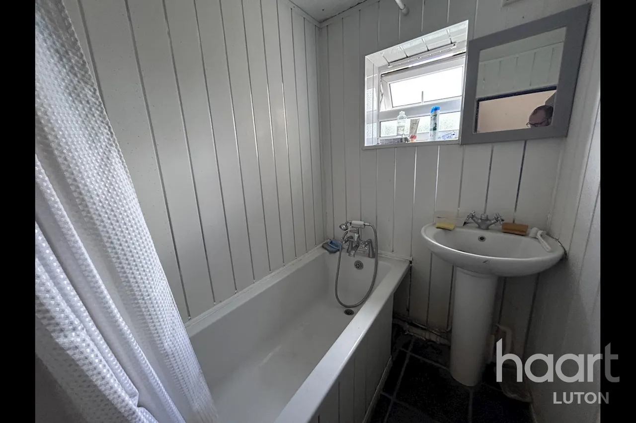 Dallow Road, Luton, LU1, photo 4