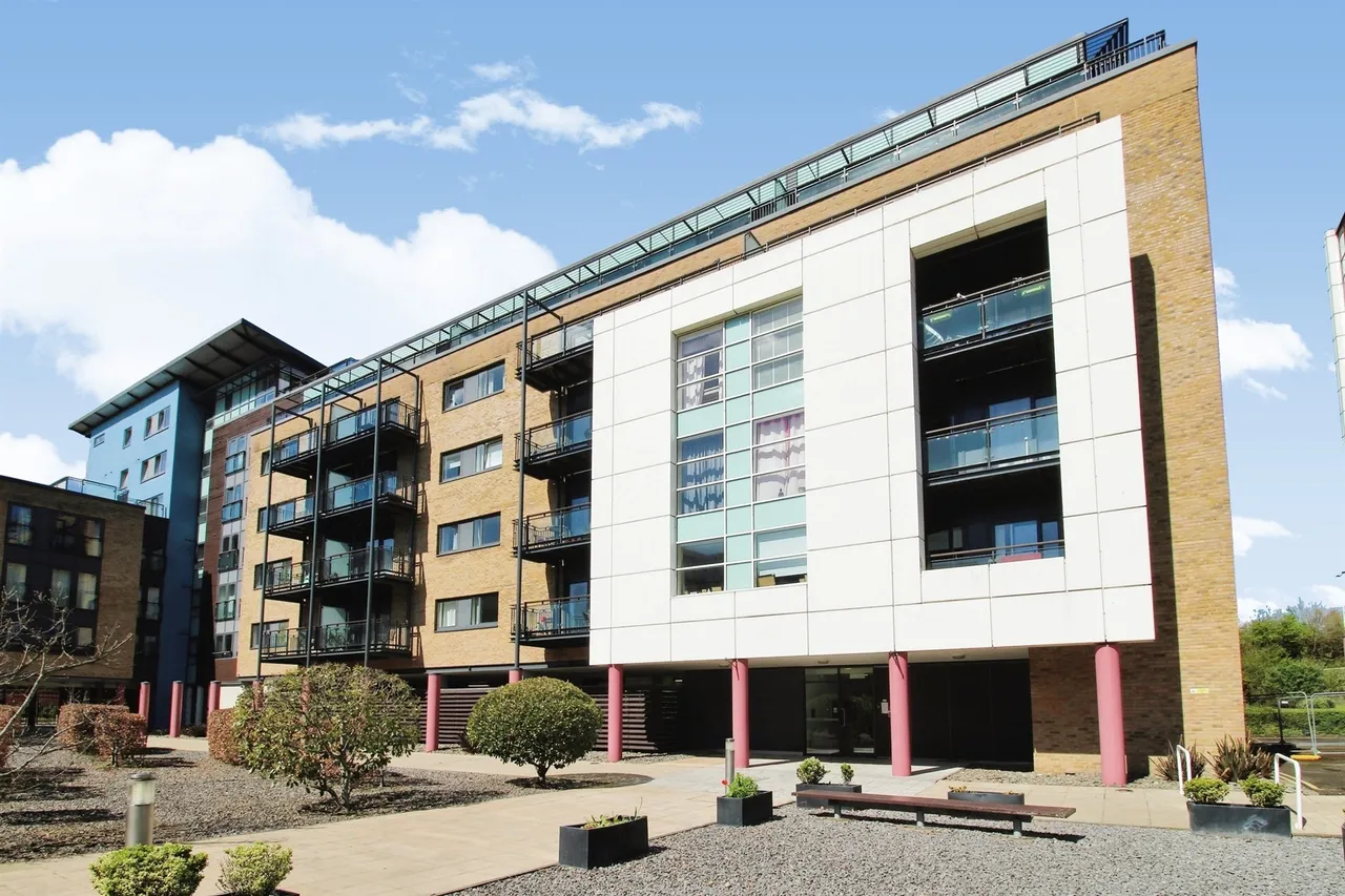 1 bed flat to rent, Ferry Court, Cardiff, CF11