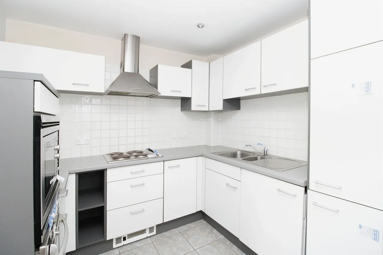 Ferry Court, Cardiff, CF11, photo 6