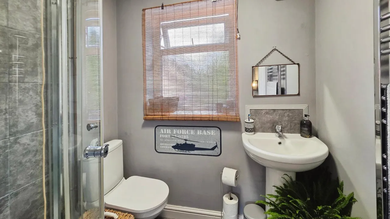 High Street, Great Hale, NG34, photo 11
