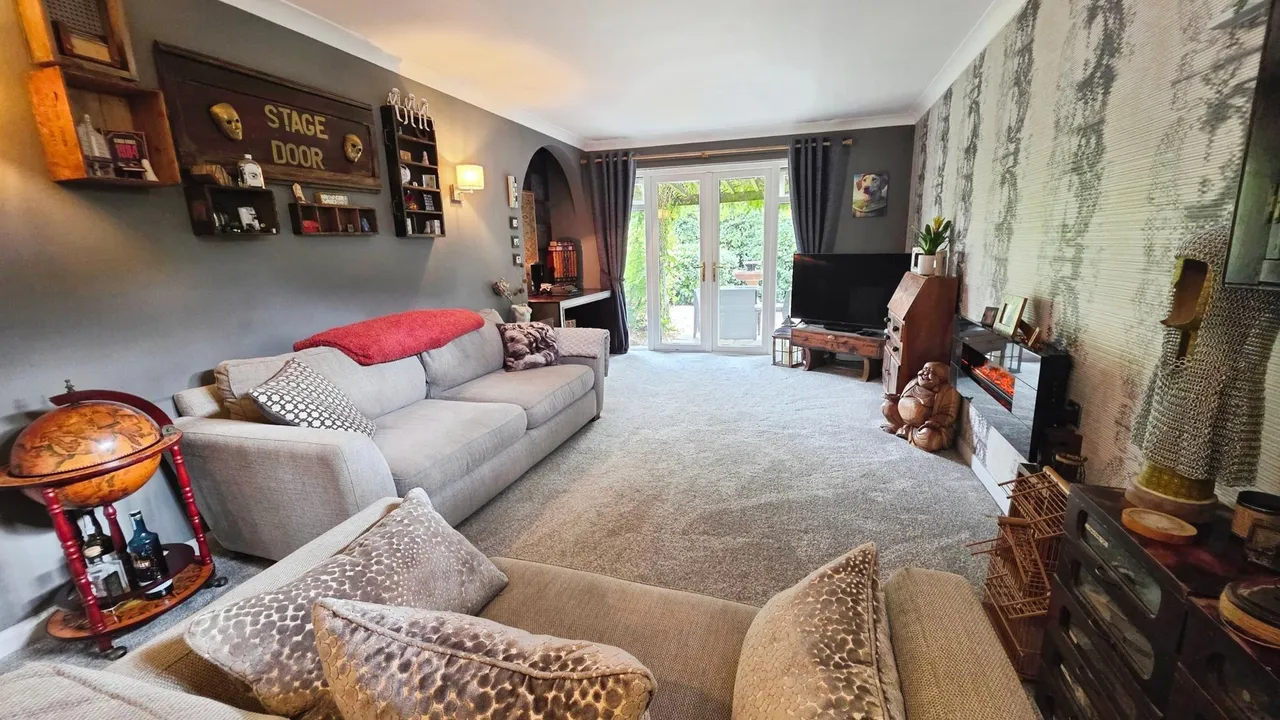 High Street, Great Hale, NG34, photo 3