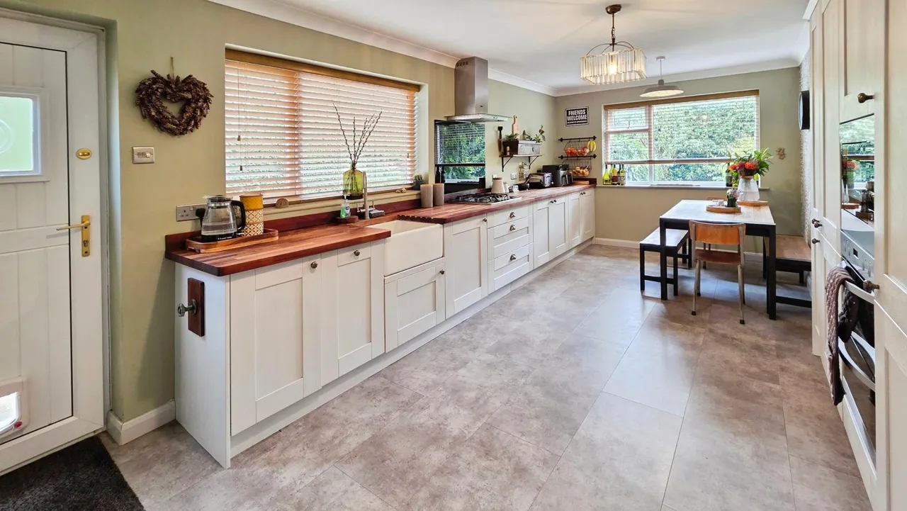 High Street, Great Hale, NG34, photo 8