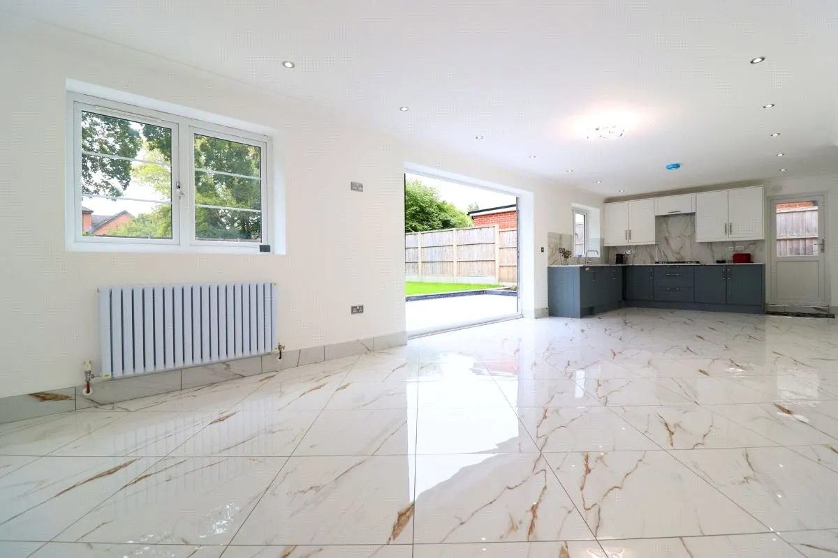 Albert Street, Fleet, Hampshire, GU51 3RN, photo 2