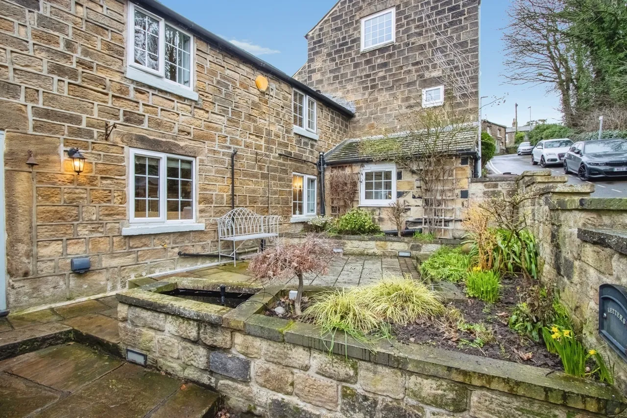 Hill Road, Newmillerdam, Wakefield, West Yorkshire, WF2, photo 4