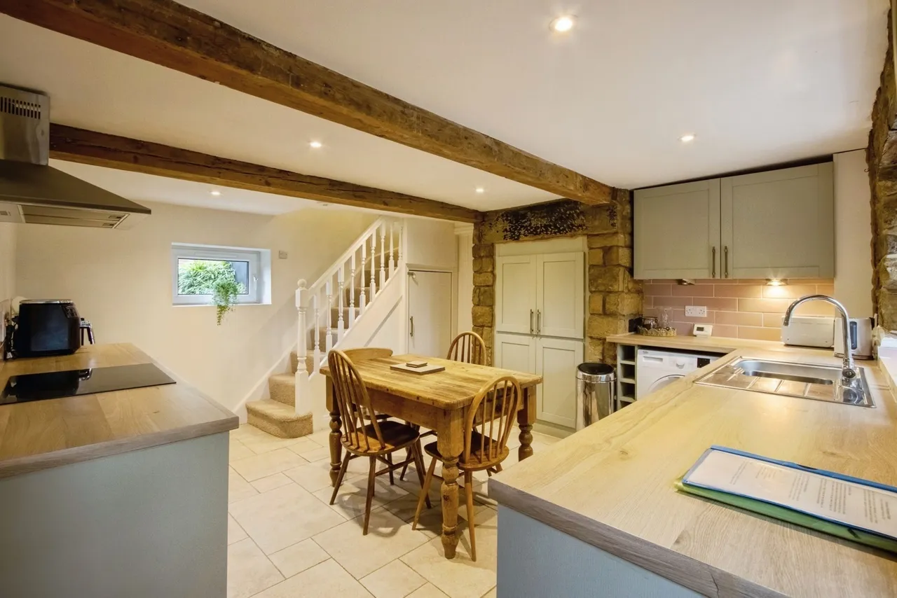 Hill Road, Newmillerdam, Wakefield, West Yorkshire, WF2, photo 8